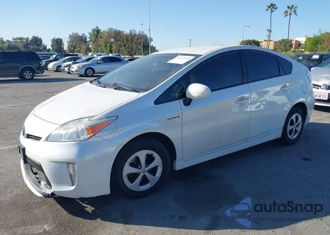 2015 Toyota Prius Two z USA, uszkodzony, nr VIN JTDKN3DU5F0396721